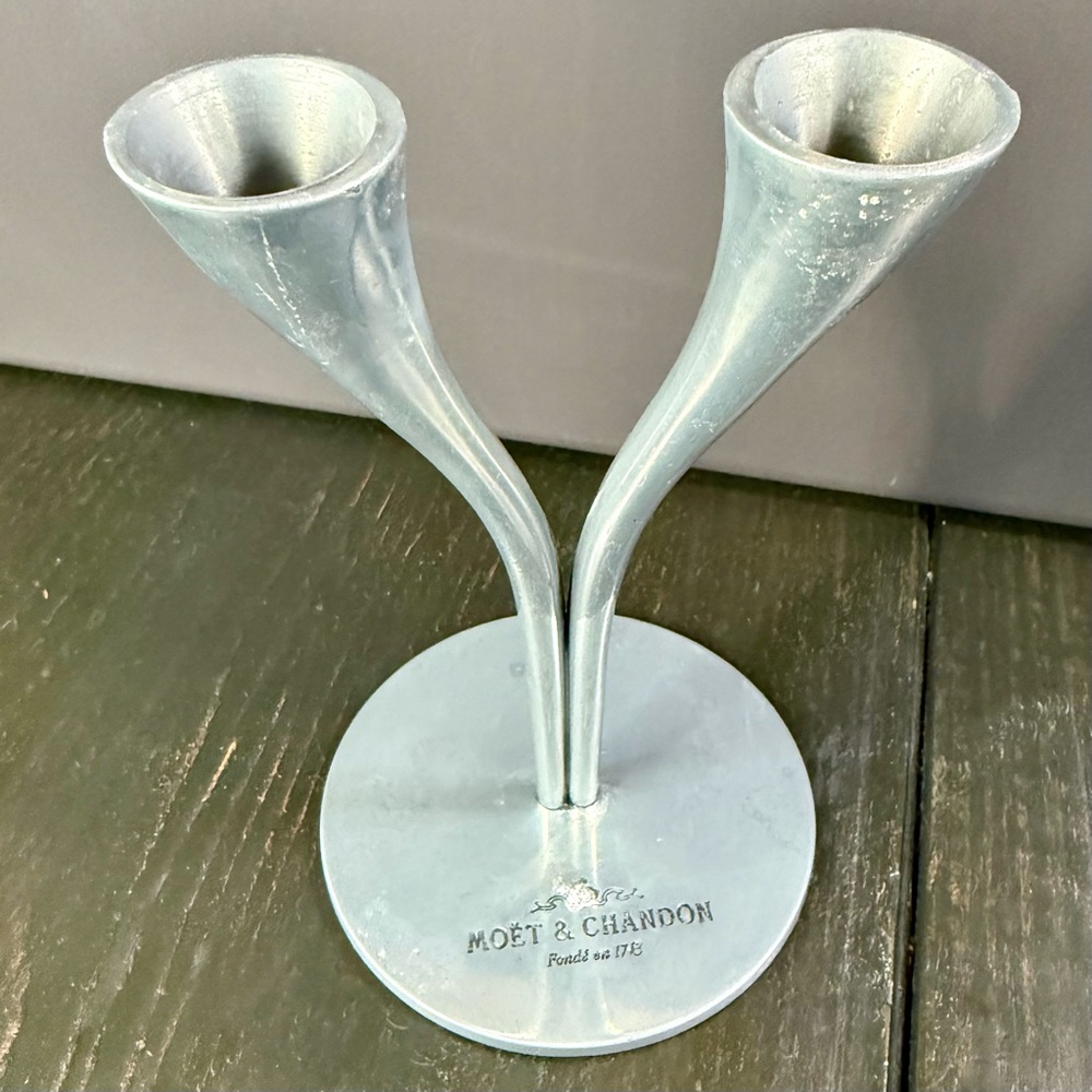 MOËT & CHANDON Metal Champagne Flutes Holder RESO Design Creation PH. DI MÉO